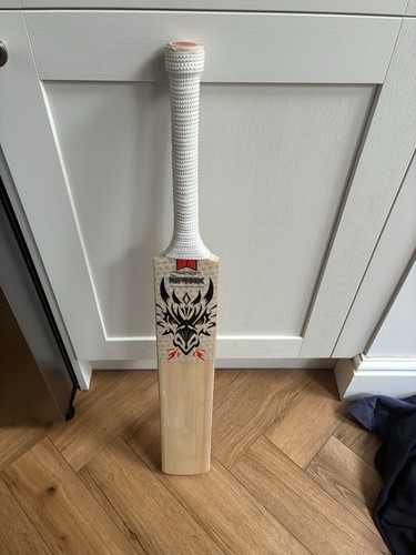 Kippax dragon cricket bat 2lb